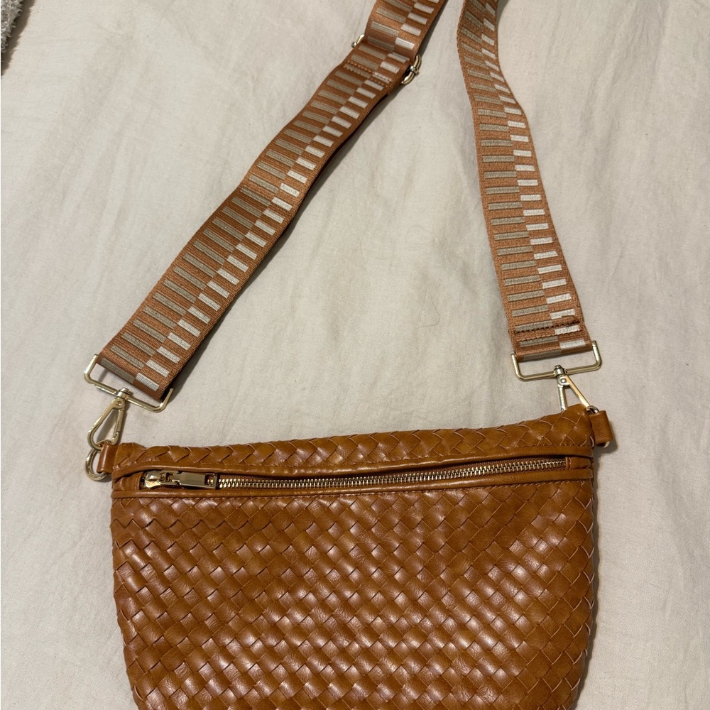 Pretty Simple Tan Woven Crossbody Bum Bag